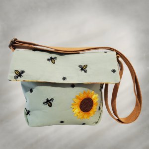 Honey: 3-Way Crossbody Bag
