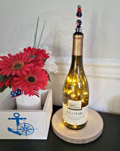 Red, White, Blue Flag Design Wine Stopper, Silicone Beaded Bottle Stopper, Wine Accessory, Wine Enthusiast Gift, Handmade