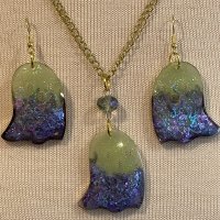 Glow In Dark Green w/Purple Glitter Resin Mould Ghostie @1 .5"x1.2"