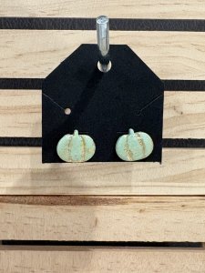 L1 - Green and Gold Pumpkin Studs