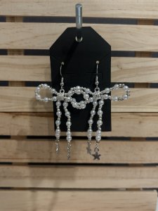L5 - Silver Pearl/Star Bow Dangle Earrings