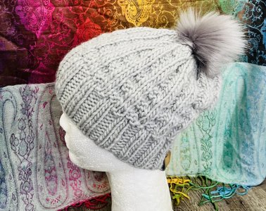 Chunky Beanie w/ Pim