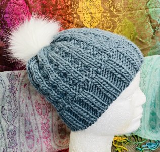 Chunky Beanie w/Pom