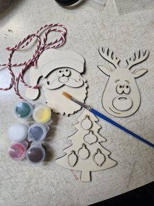 CHILDENS CHRISTMAS ORNANENT PAINT SET