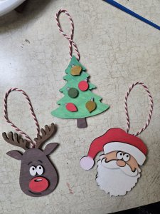 CHILDENS CHRISTMAS ORNANENT PAINT SET