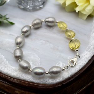Golden Glow Bracelet — Silvery Pearls & Lemon Quartz