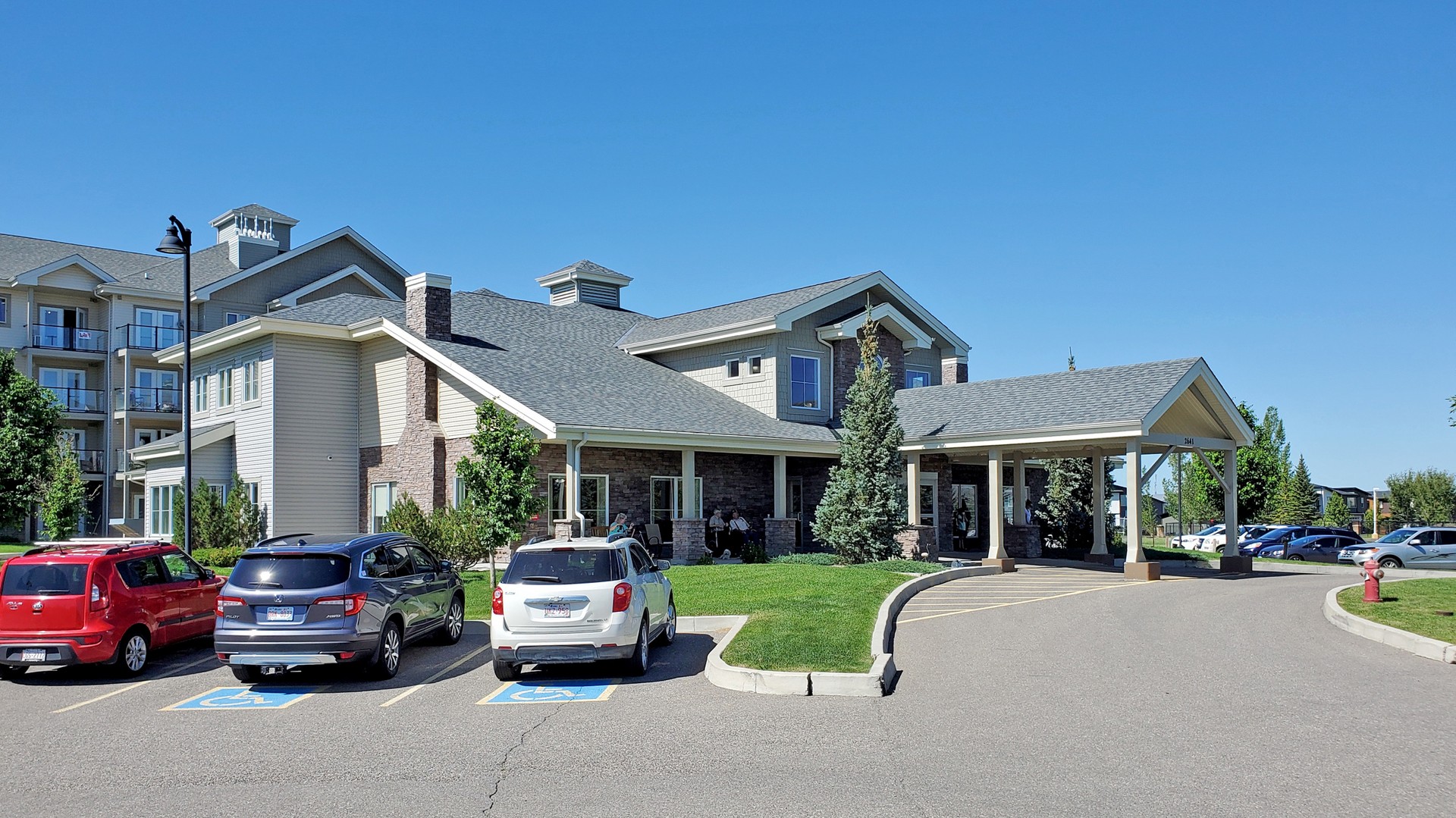 Seasons Lethbridge Gardens Retirement Community