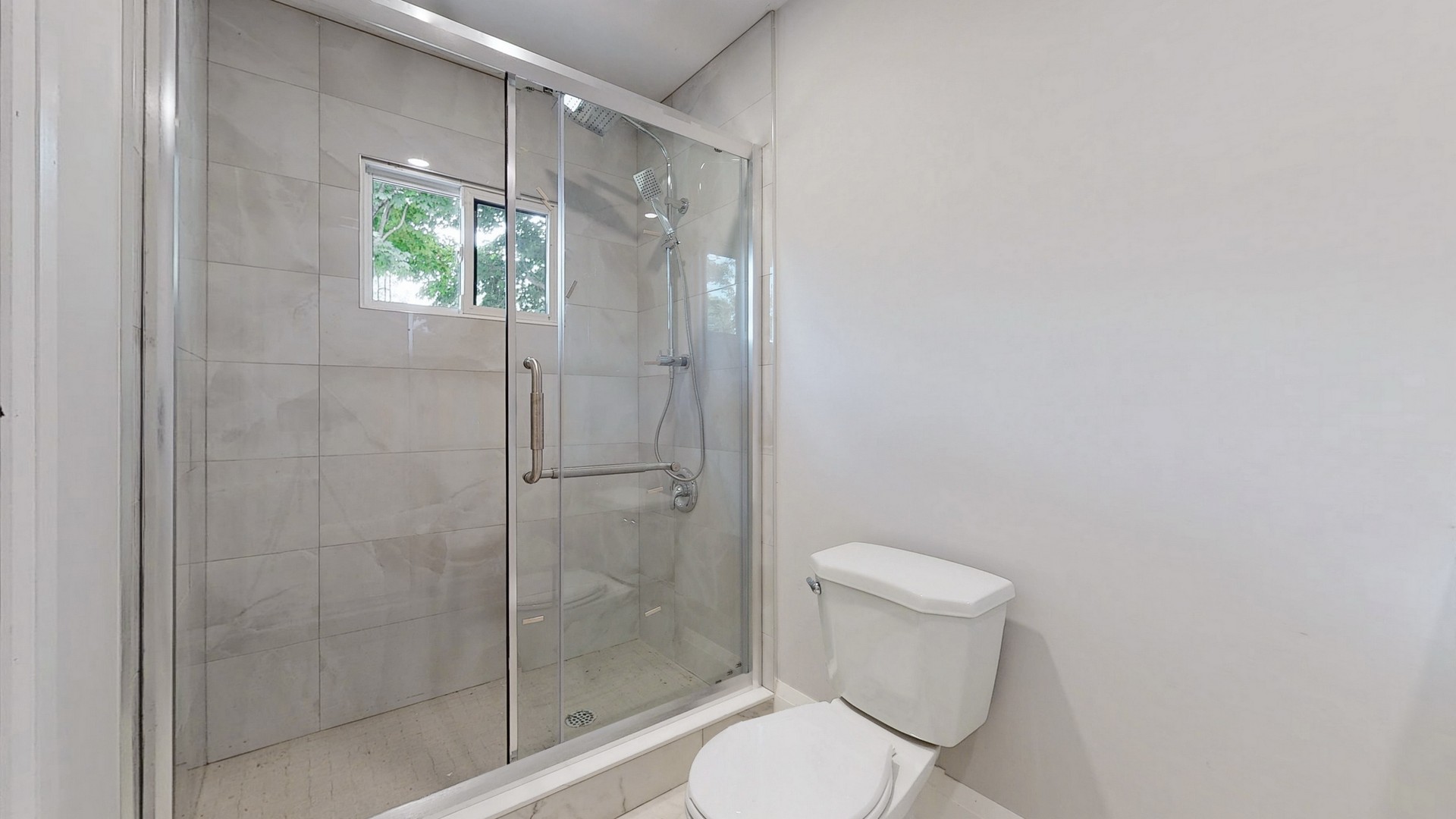 277 Harvie Rd, Barrie