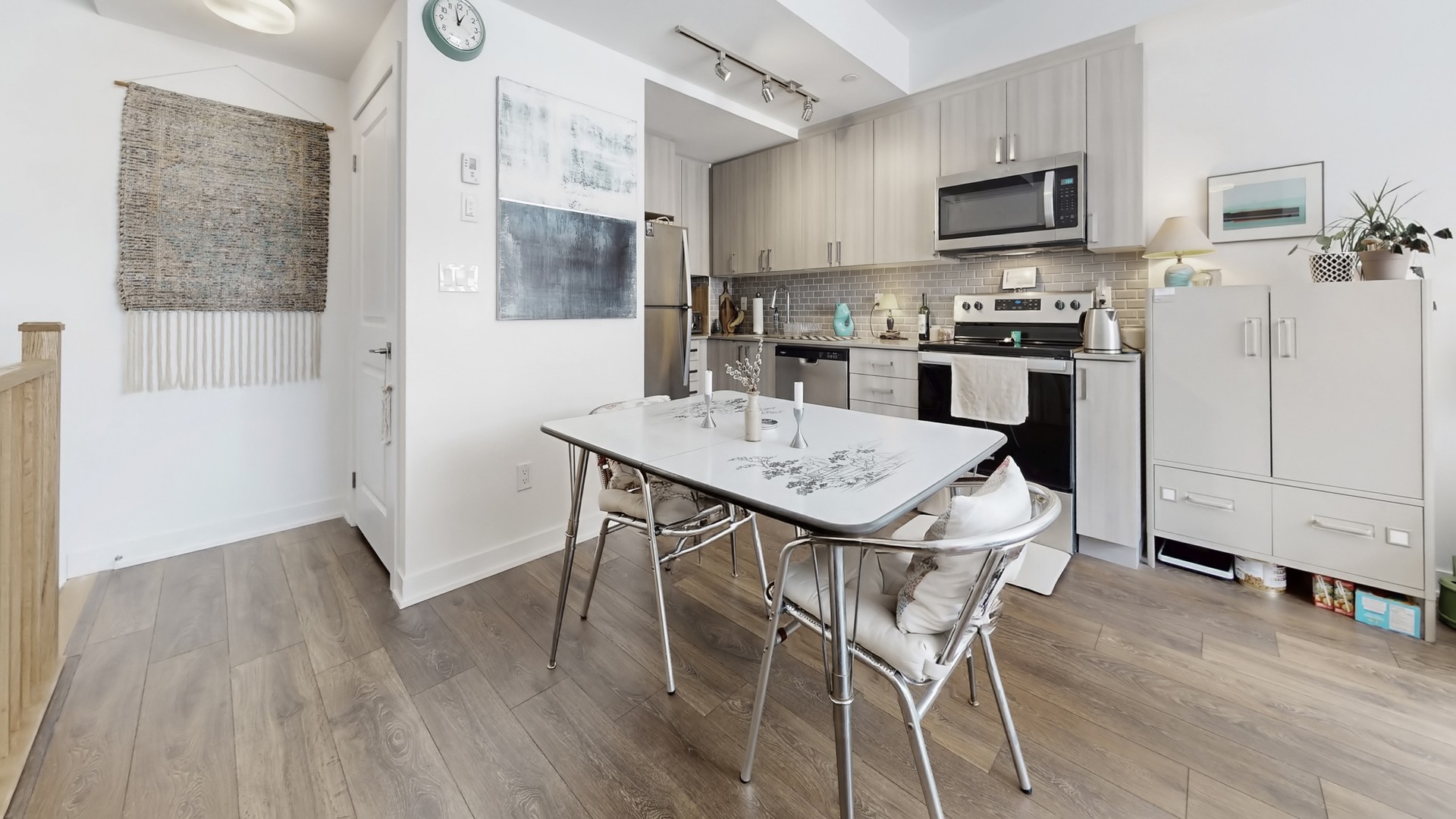 7-4015 Hickory Drive, Mississauga