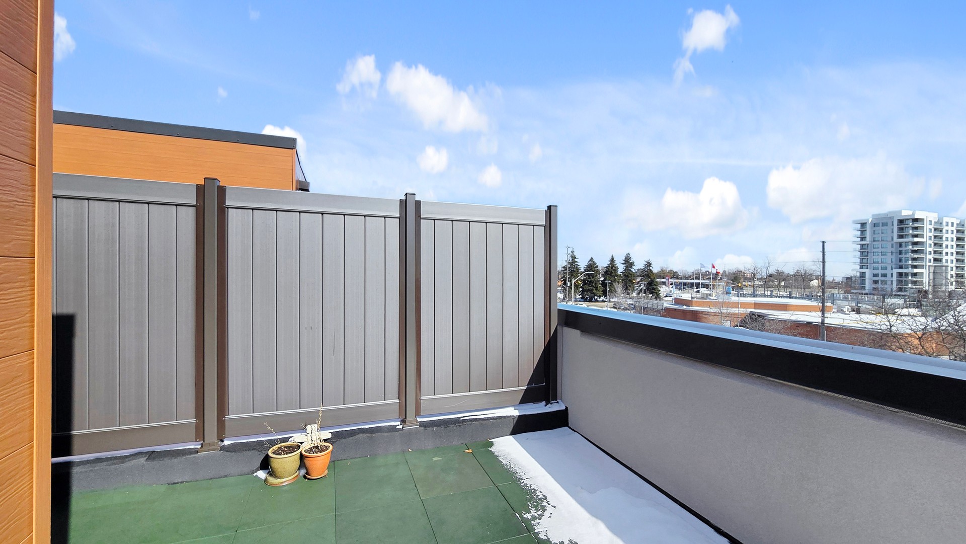 7-4015 Hickory Drive, Mississauga