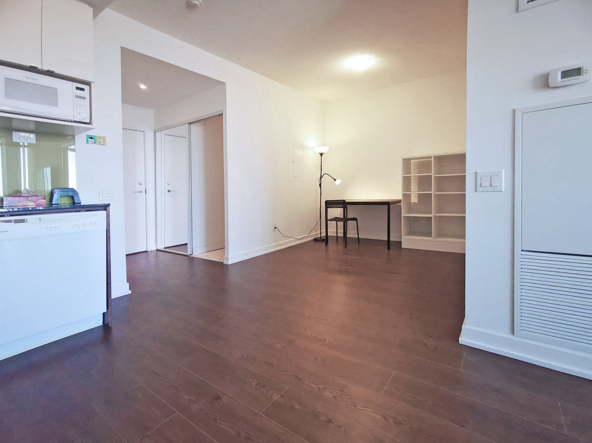 2511121 McMahon Drive, North York 2511121 McMahon Drive, North York