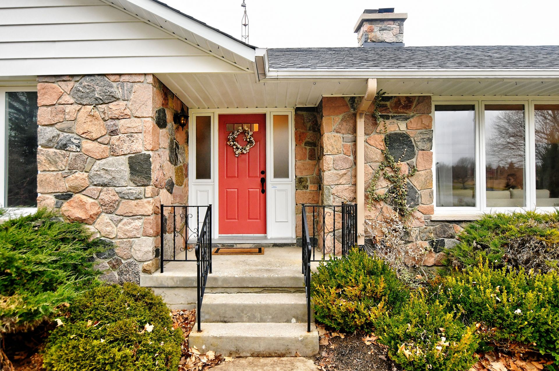 3448 Wallace Point Road, Peterborough