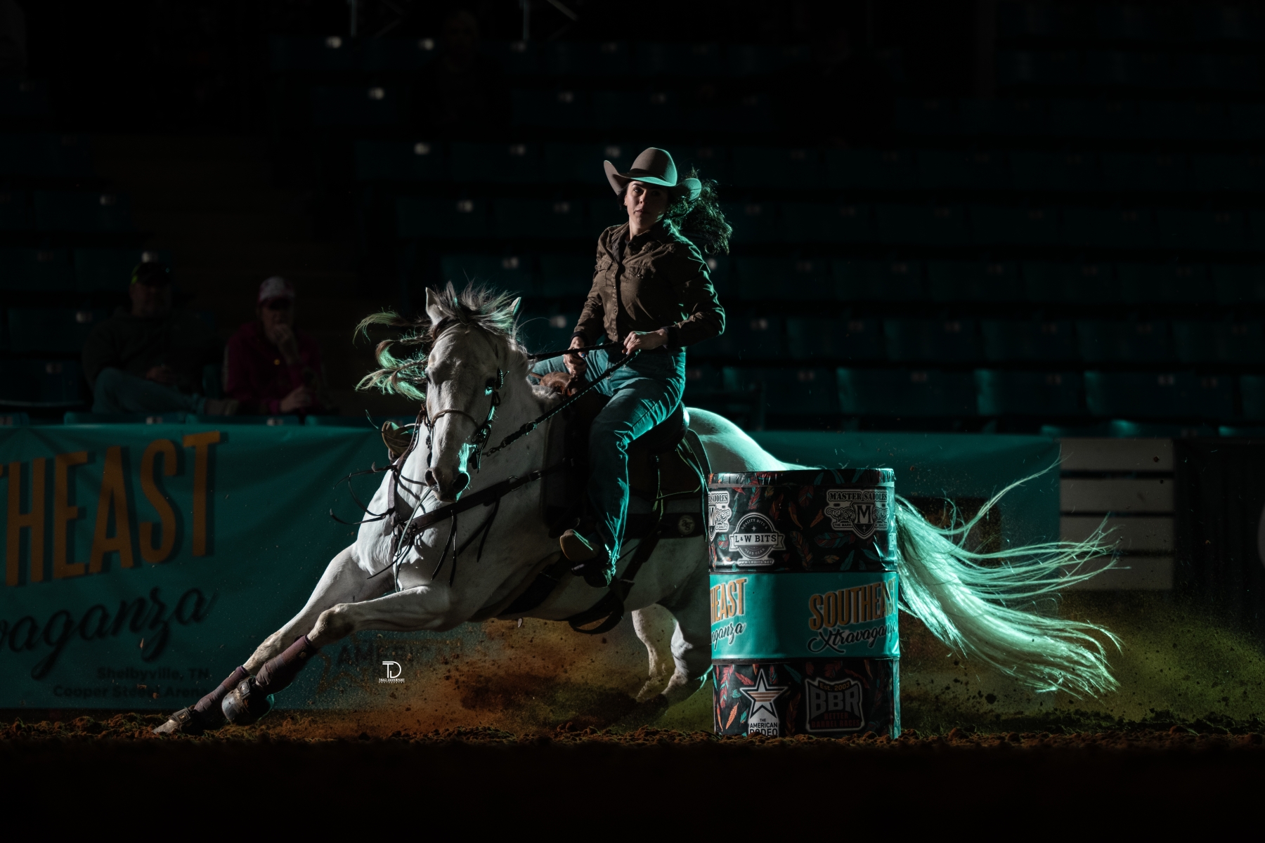 Destry's Free for All | 10_Madison_McFall_VF_Blu_Dasher_Finals_sun_SEAST_XTRAVAGANZA_4110_b2_Sun_DSC03443.jpg