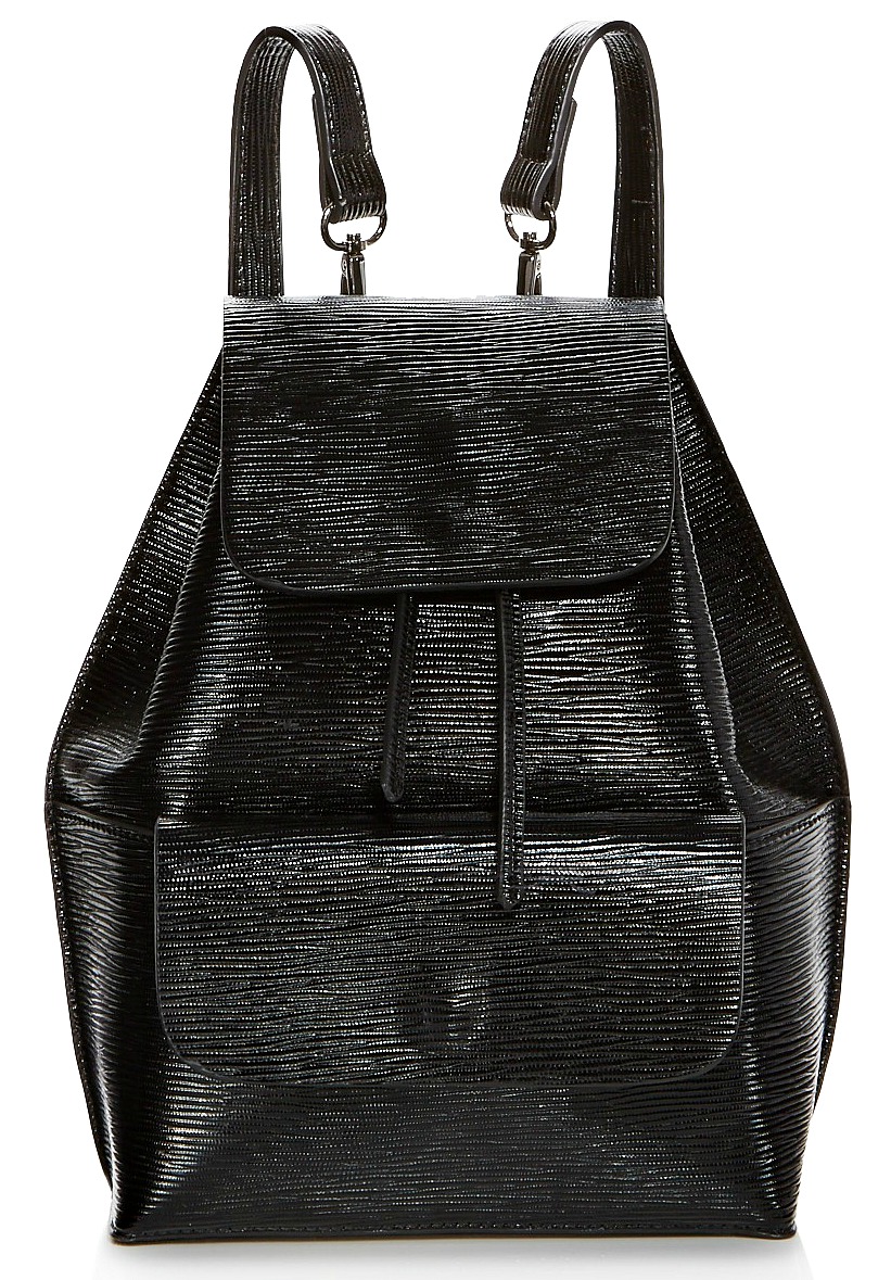 14 Cute Backpacks for Travel Women Want to Wear