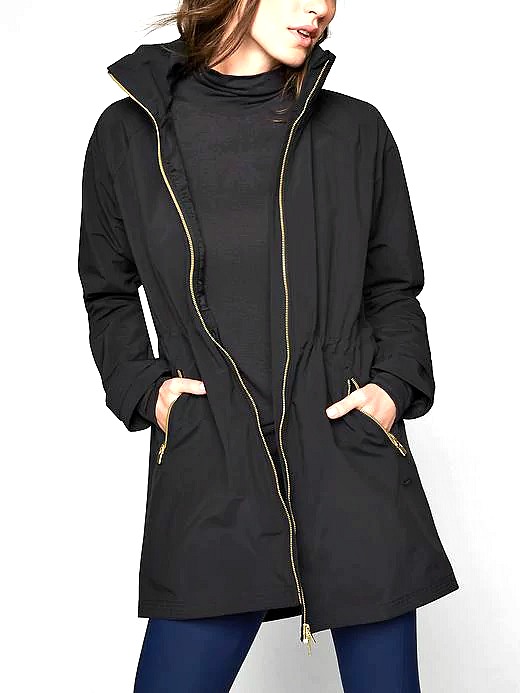 Stay Stylishly Dry with these 18 Travel Raincoats for Women