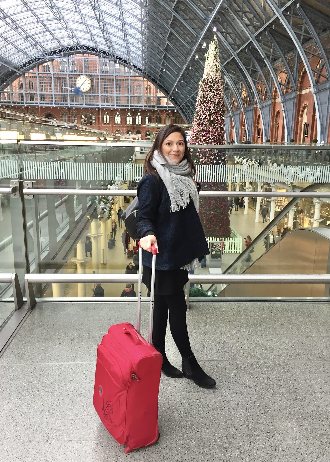 Comfortable travel shoes hotsell europe