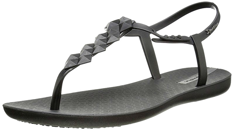 trendy beach sandals