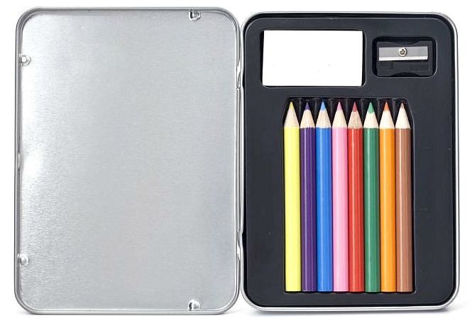 The Best Travel Gifts for Men (He'll Actually Like!)