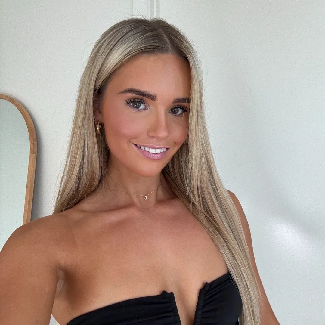 @_chloechilds TikTok profile avatar