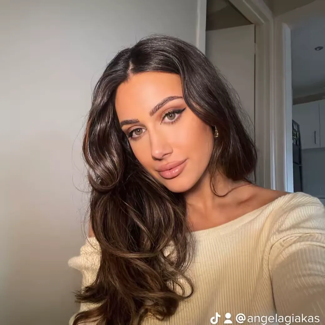 @angelagiakas TikTok profile avatar