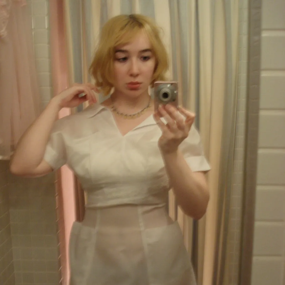 @elitaharkov TikTok profile avatar