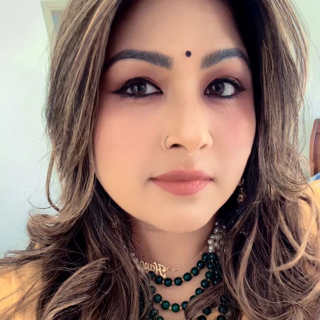 @happiee083 TikTok profile avatar