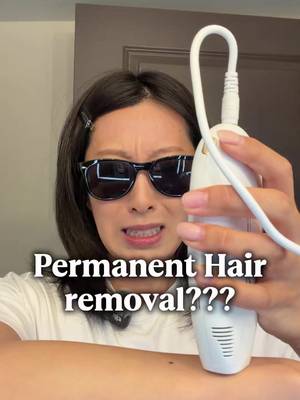 Is it just me or is having arm hair a horrible sensory experience? When it’s too long it feels like spiders crawling all over my skin… and when it starts growing out after I shave, I feel like a walking, talking cactus?! 😩  I decided to give this IPL hair removal device a try. The Lumi 2 from RoseSkinCo gives you clinical-grade power in the palm of your hands and its cooling is what makes this experience painless. I can’t wait to throw all my razors away!!! They’re having a crazy sale right now of up to 57% off btw you don’t want to miss. @RoseSkinCo.  #roseskincopartner #hairremoval #athomehairremoval #beautytips #iplhairremoval 