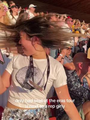 the dad next to me was very scared but i will forever be a rep girly @Taylor Swift @Taylor Nation #zurichtstheerastour #fyp #taylorswift #theerastour #erastour #TSTheErasTour #reputation #readyforit