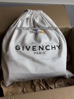 Bag Shopped by @YOUR PERSONAL SHOPPER🛍️ 