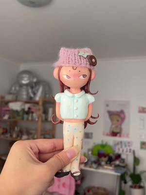 making my first clay doll :)
