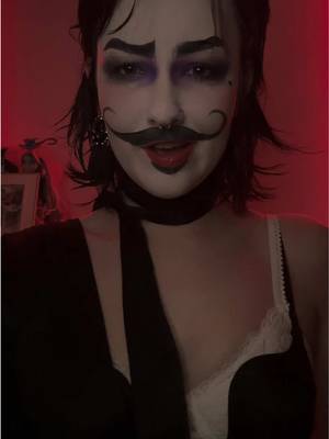 привіт #cabaret #emcee @Ілля Чопоров 