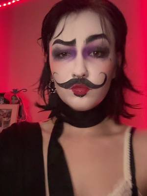 ive been off the tiktok grind but i couldnt not make a few videos with @Ілля Чопоров ‘s emcee makeup 😩🖤 #cabaret #emcee #КАБАРЕ 
