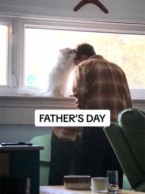 Happy Father’s Day to Bean, Lily, and Ruby’s dad. He is the steady presence behind so much of our Beauty and the Bean world, even if he prefers to stay mostly private and offline.  And not surprisingly, he is absolutely everyone’s favourite in the house. We love you so much! 👨🏼🐈♥️