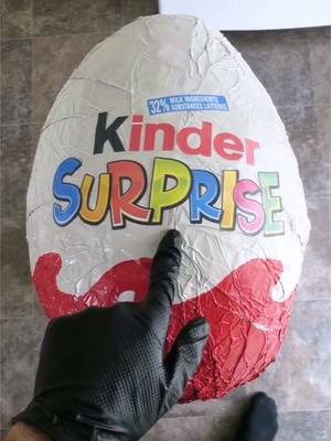 This giant Kinder Surprise egg is on a different level… #kinder #toy #DIY