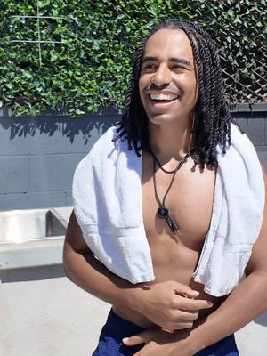#CrestPartner When bestie uses all your @Crest #3DWhitestrips š¤ I guess theyāre just that good! #CrestRealityCheckup