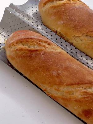 Cheesy garlic bread till Iโm dead โค๏ธโ๐ฅ