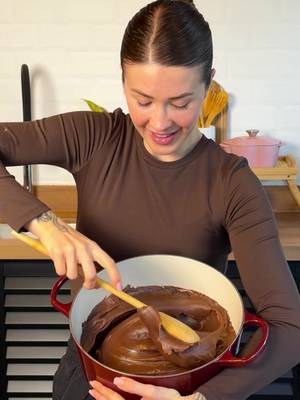 quantos kg de brigadeiro tem nessa panela?