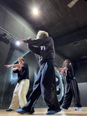 Post prac TikTok shoutout MJ TAG DC @Randall @Muza π #michaeljackson #duo #dance #vancouver