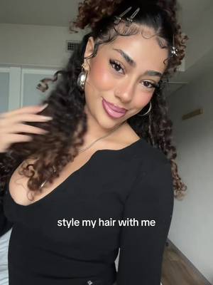 my favourite go to curly hairstyle! #curls #hair #hairstyle #fyp