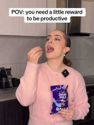 Cadbury makes having a ball easy with the Cadbury Balls range which now includes Top Deck, Hazlenut and Crunchie as well as the original Dairy Milk! Have a ball, try them all! @CadburyAU #ad #CadburyBalls #HaveABall 
