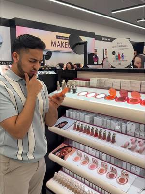@Greisyll 🙈🙈 Un día normal en @sephora , amamos @Rare Beauty @Selena Fan Club @Selena Gomez @benny blanco #selenagomez #fyp #selenator #sg3 #rarebeautyblush #rarebeauty