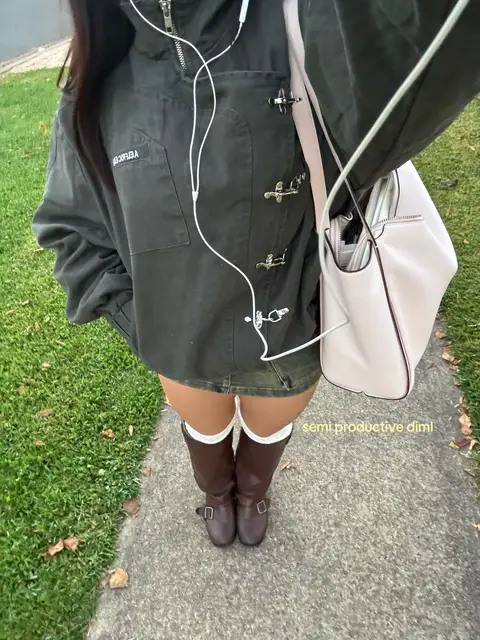 lowk haven’t properly locked in for months so i was hella pooped #fyp #uni #Vlog #study #studytok