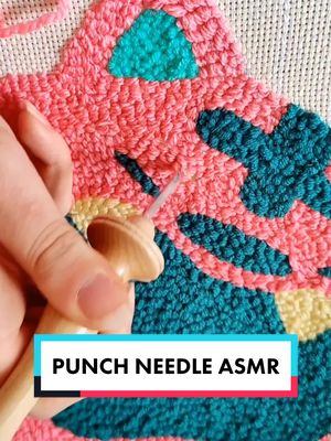 this hypotises me for hours like a baby watching those sensory videos π―π #punchneedle #needlepunch #artasmr #asmr #punchneedleasmr #fibreart #rugmaking #handmaderug #yarnart #tiger #tigerart #melbourneartist #australianartist #punchneedleart