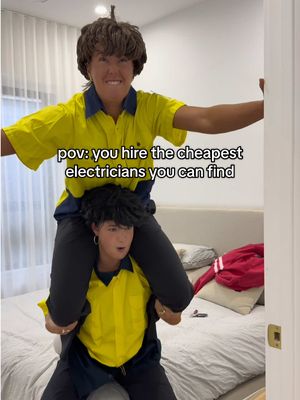 they didn’t bring a ladder… 🪜😬 #pov #skit #tradies #twins #fyp 