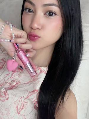 tinted lip balm >> ❤️