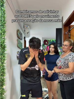 ela indignada com o Bege kkkkkkkkkk @Carol Dias