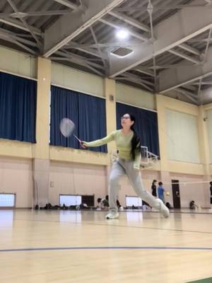 imagine playing for 3 hrs and free use of racket for only 100Β₯ πππ©·work life balance πΈπ #badminton