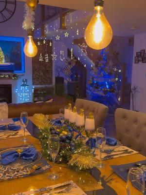 I love blue Christmas this Season πβ¨π #tablesetting #christmas #christmasdecor #dinnerset #iloveblue #blue #christmasishere #christmasiscoming #pinay #pinauk #decor #fyp