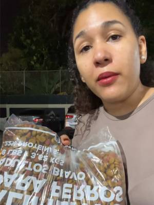 Ellos también nos necesitan 🐈🐕🦮🇻🇪💔🇩🇴 📌 Food Village