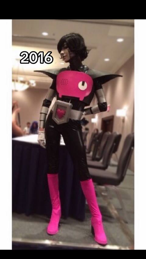 Forever my fav 🫶 This is my very FIRST Mettaton cosplay compared to my latest one!  There were other versions of this cosplay in between these two, but my newest one executed the vision I had all these years in my mind and couldn’t achieve because I didn’t have the right tools or understanding of how to approach making the pattern to have the silhouette and shapes I wanted for the armour. I’m so happy that over the last 10 years I have been able to improve in cosplay making and learn a lot more in order to finally bring my vision to life. Thank you also to @chell - cosplayer & cosmaker for helping with this project when it came to actually translating my pattern to foam and cutting 🥹🫶 #mettaton #mettatoncosplay #undertale #tobyfox #undertalecosplay 